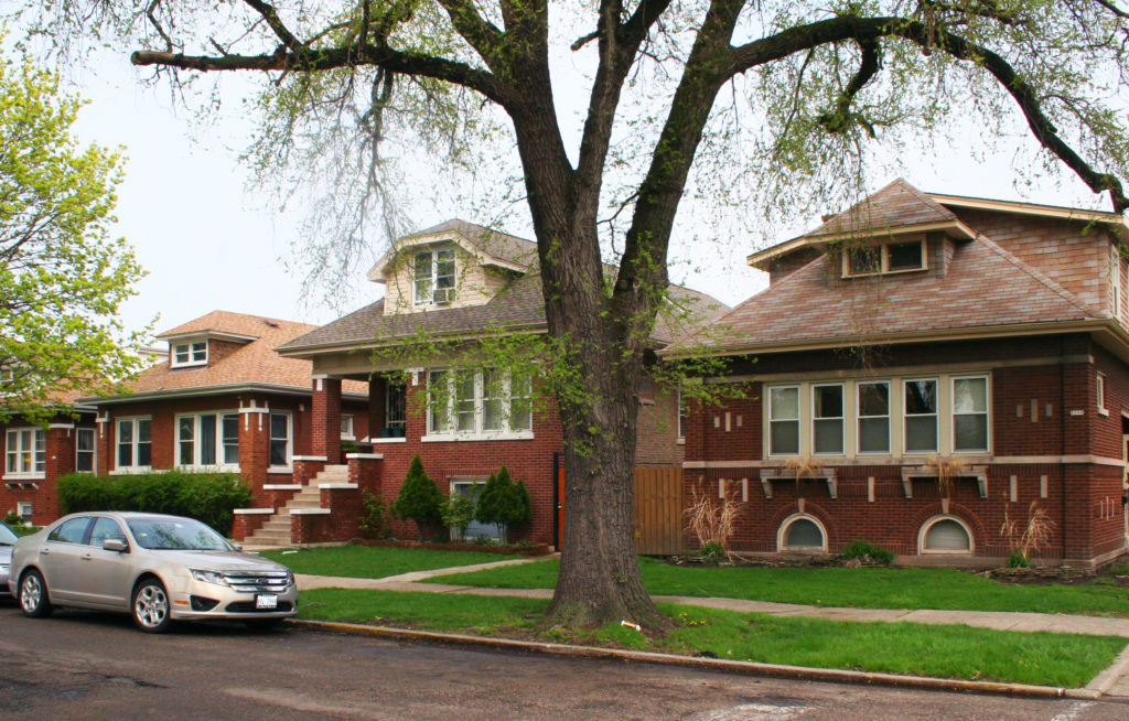 Chicago residential architecture, three bungalow houses 